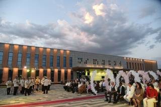 Президент мактабининг 23 нафар битирувчиси катта ҳаёт сари кузатилди