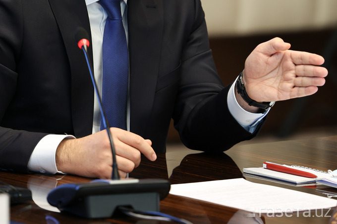 Ўзбекистонда мансабдорларга ёпиқ қарорлари учун жавобгарлик